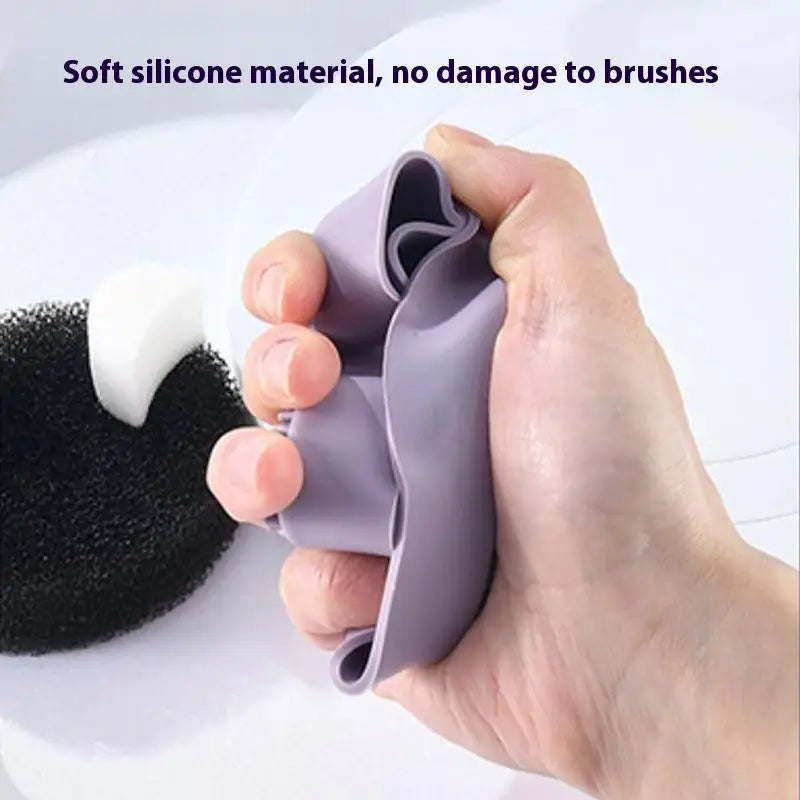 Makeup Brush Cleaning Tool ,1pcs Silicone Cute Portable Bear Shaped Cleansing Makeup Brush Cleaner For Prevent Makeup Residue